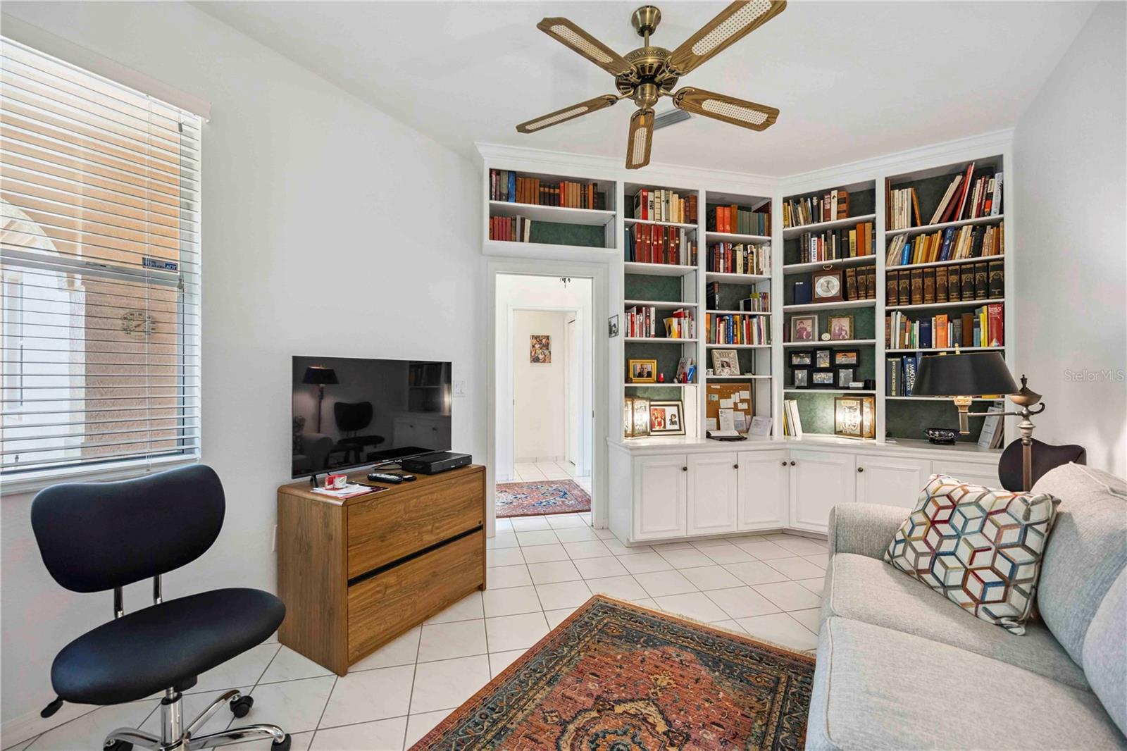 3852 Amapola, Sarasota, FL 34238