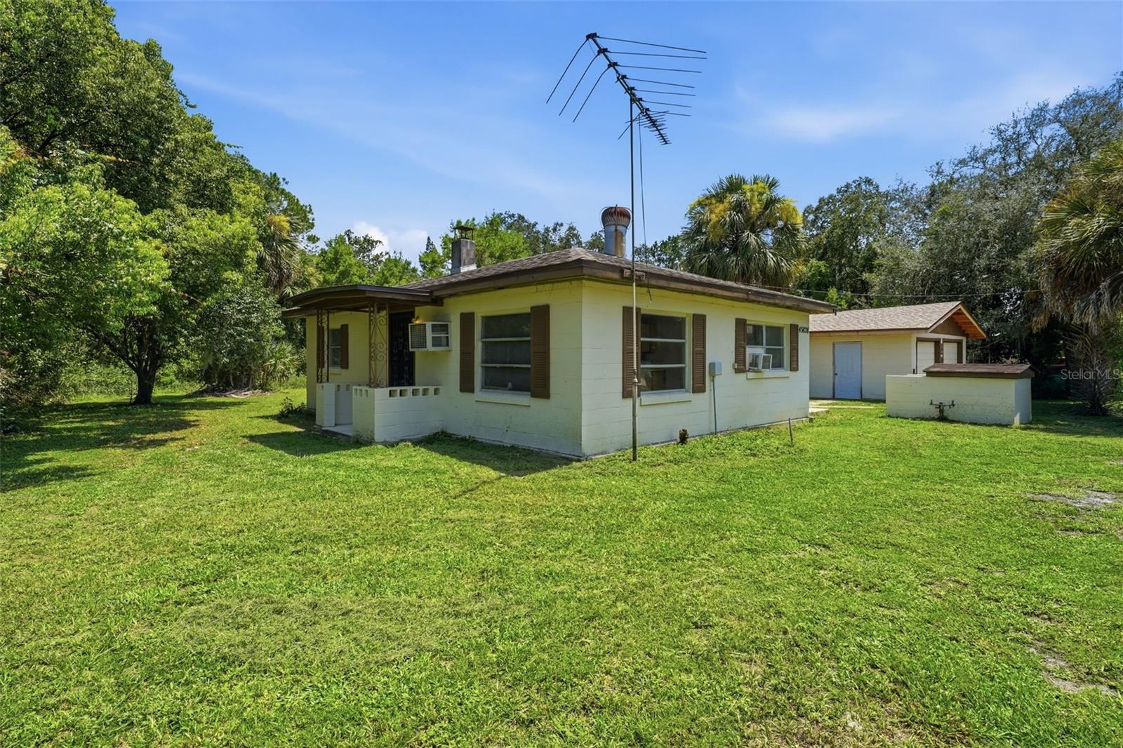 45828 Deer, Paisley, FL 32767