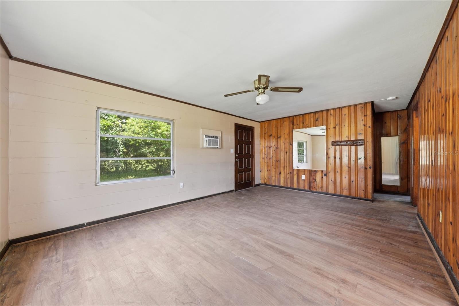 45828 Deer, Paisley, FL 32767