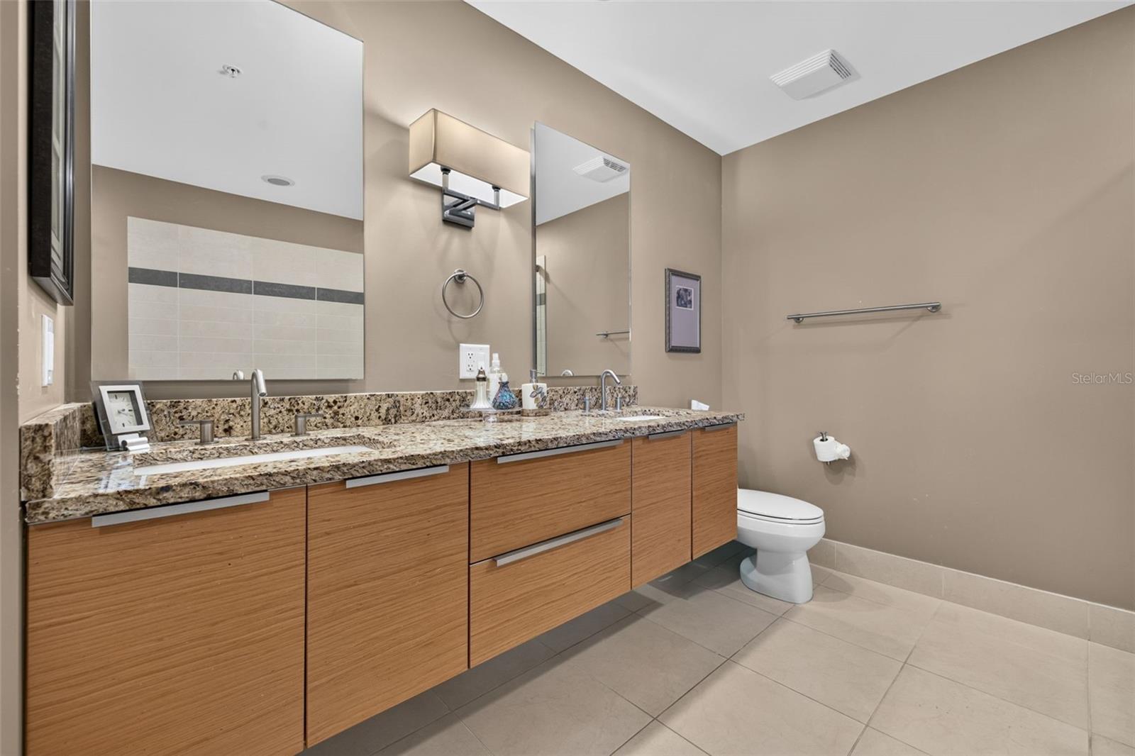 175 1st Street South Unit 1106, St Petersburg, FL 33701