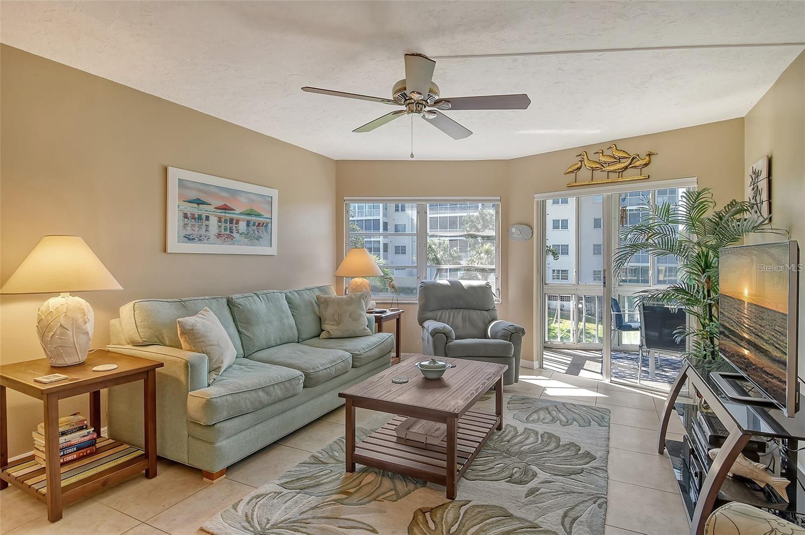 1300 Portofino Unit 305, Sarasota, FL 34242