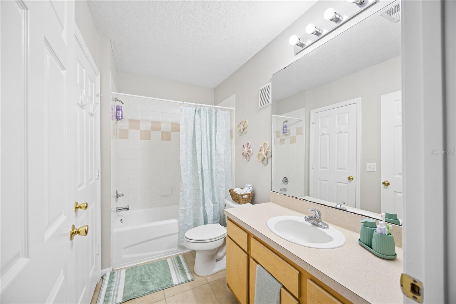 6596 Swissco Unit 1512, Orlando, FL 32822