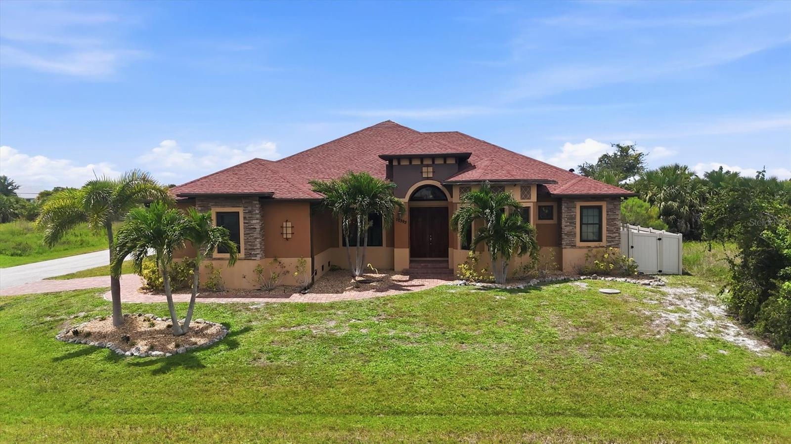 10393 Harlingen St, Port Charlotte, FL 33981