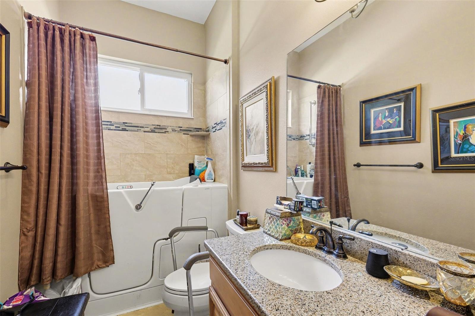1182 Fiesta Key, Lady Lake, FL 32159
