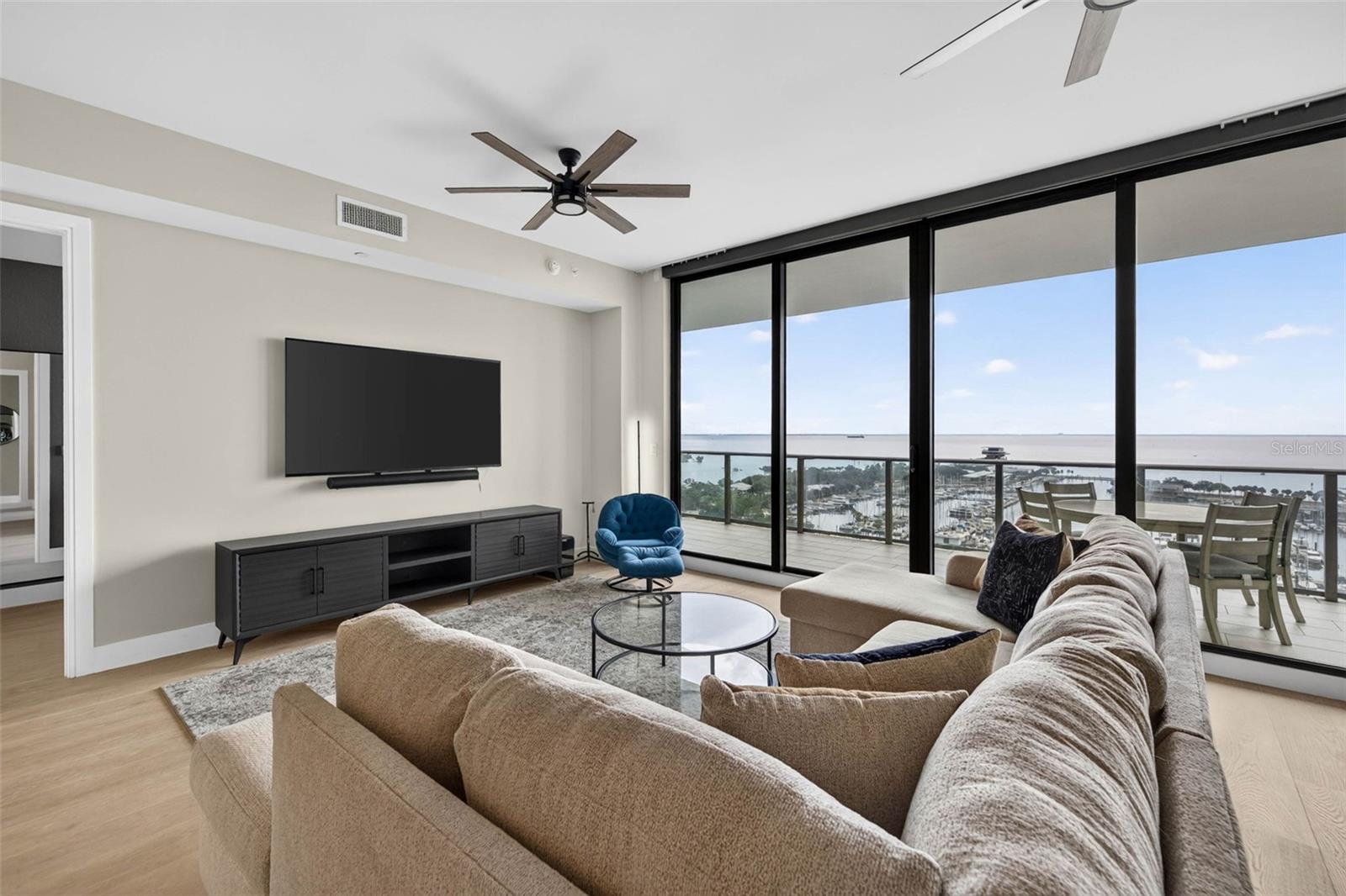 100 1st Unit 1603, St Petersburg, FL 33701