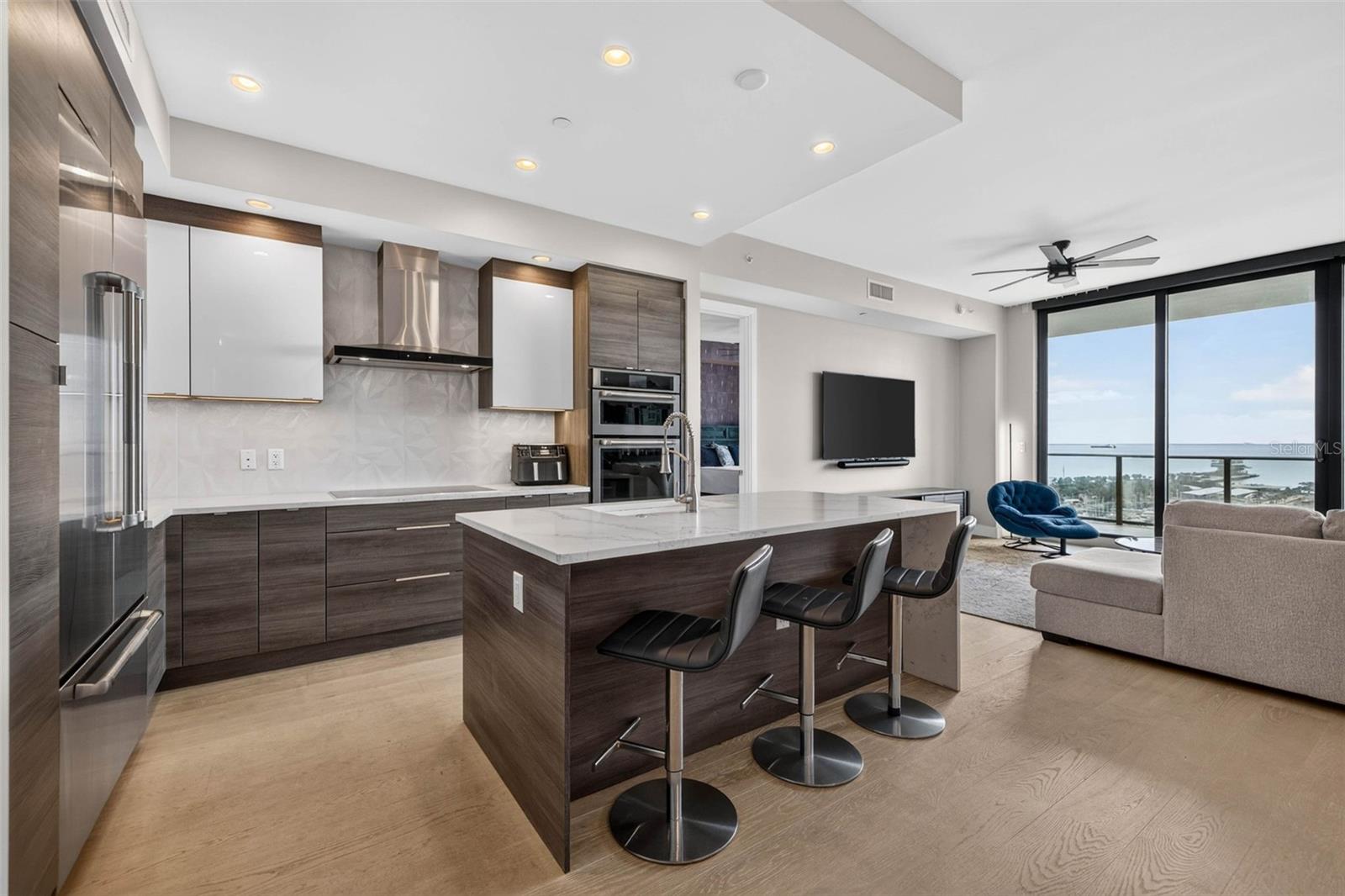 100 1st Unit 1603, St Petersburg, FL 33701