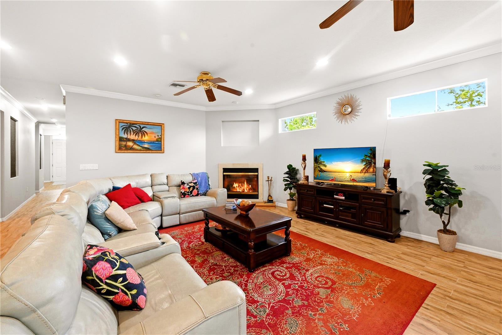 746 Country, Orlando, FL 32804