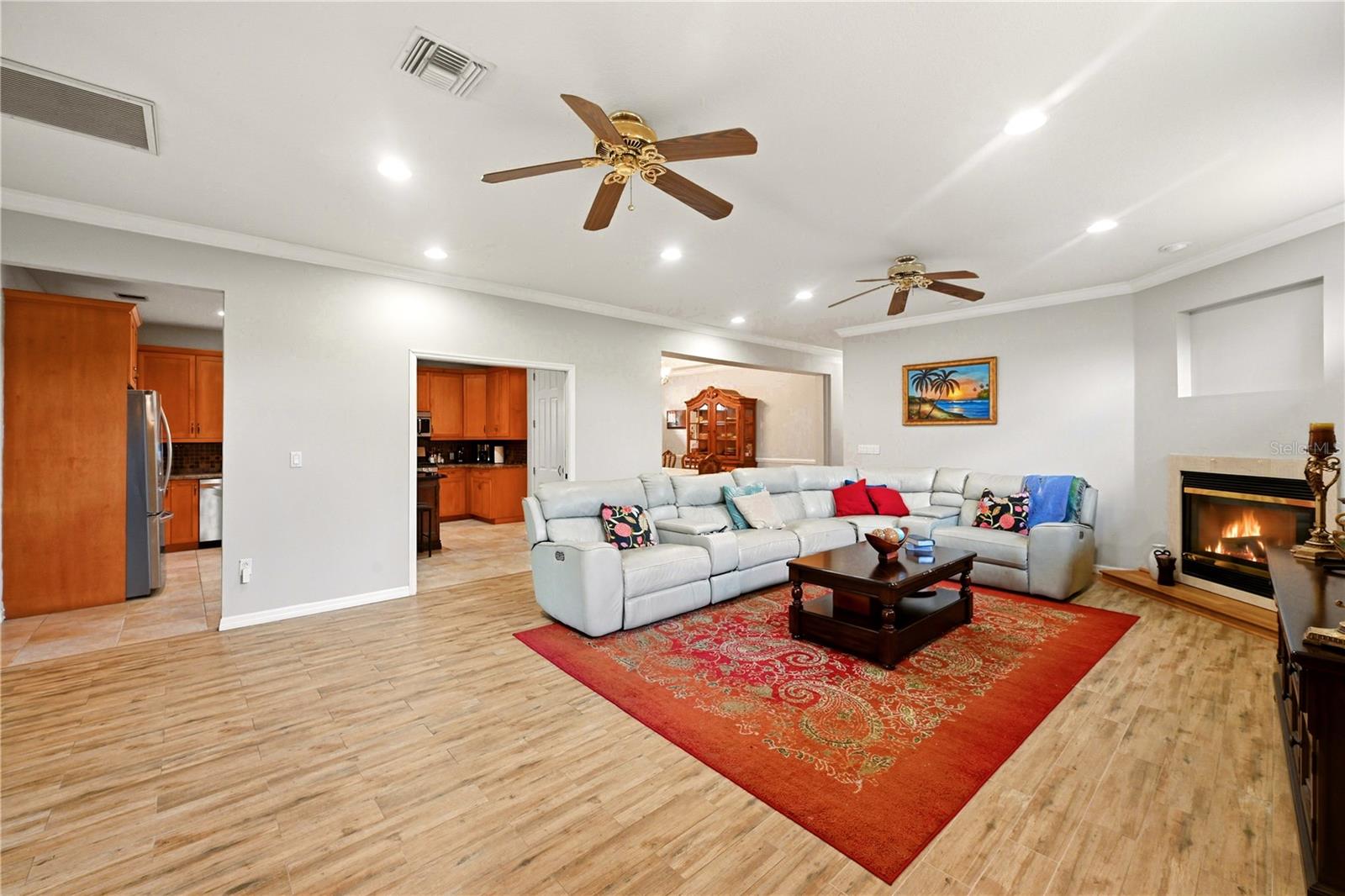 746 Country, Orlando, FL 32804