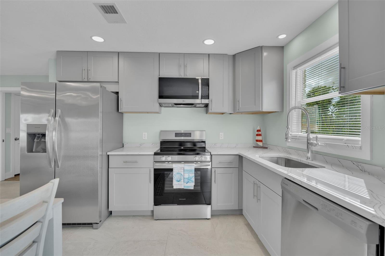 713 Saint Judes Unit 2, Longboat Key, FL 34228