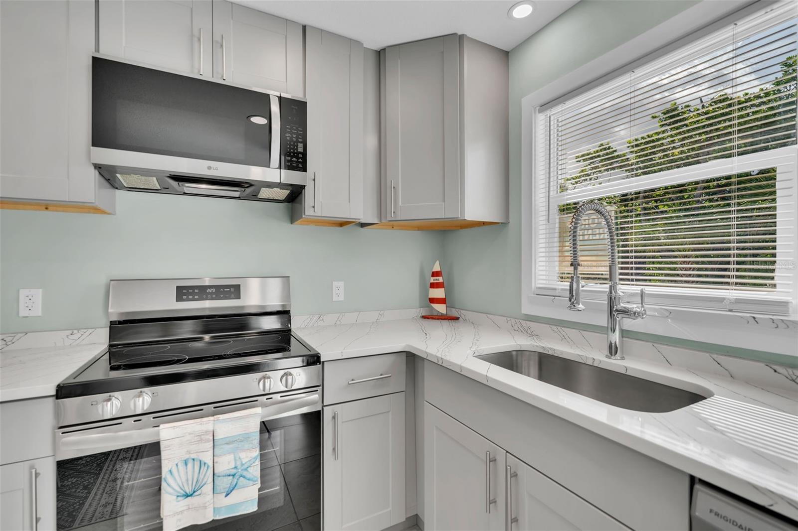 713 Saint Judes Unit 2, Longboat Key, FL 34228
