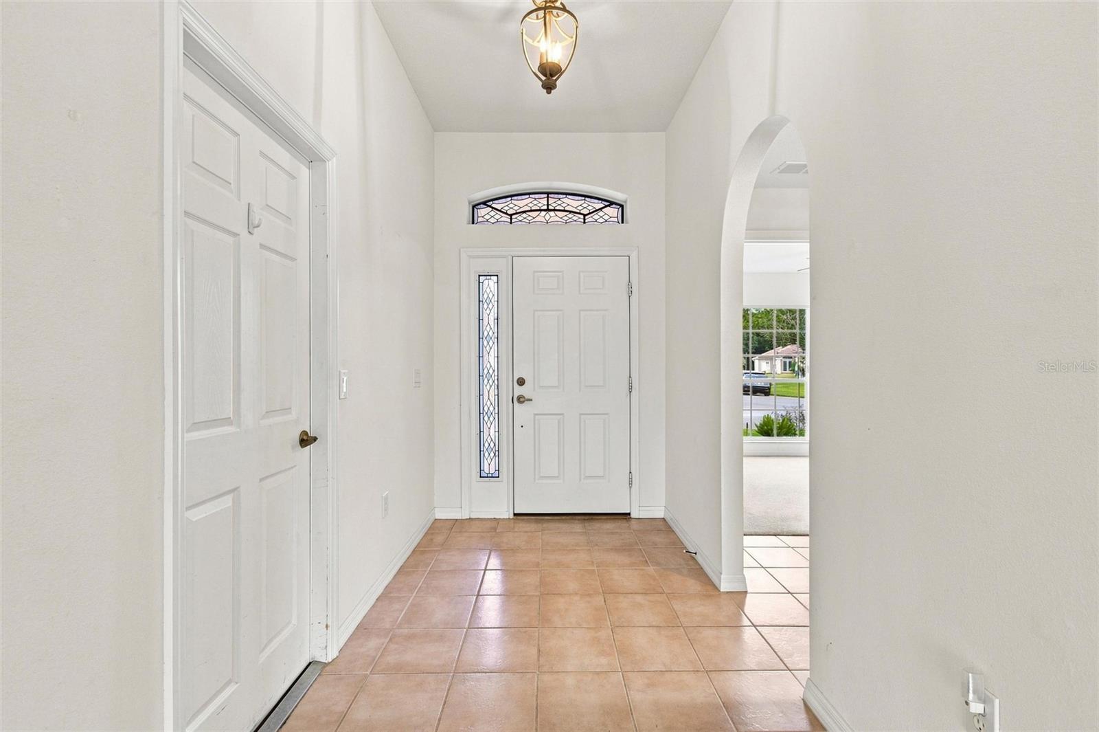 347 Royal Palm Dr, Davenport, FL 33837