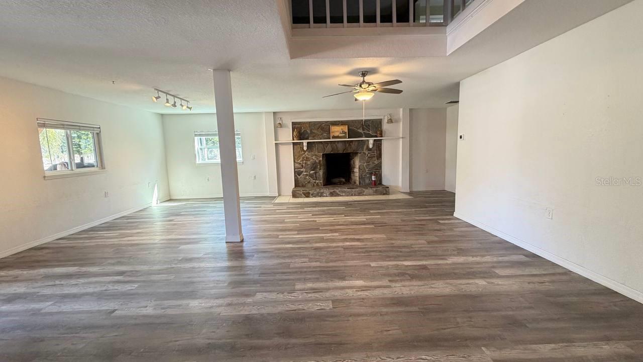 445 State Road 415, Osteen, FL 32764