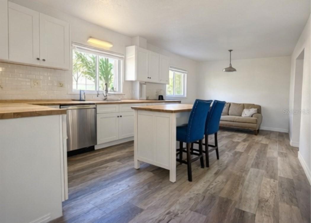445 State Road 415, Osteen, FL 32764