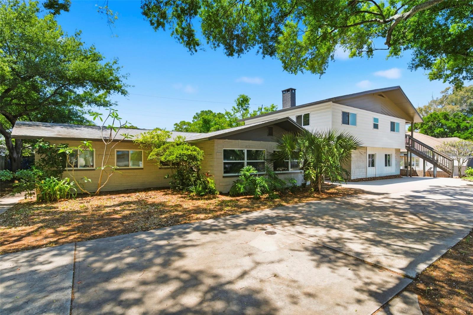 5136 68th, St Petersburg, FL 33709
