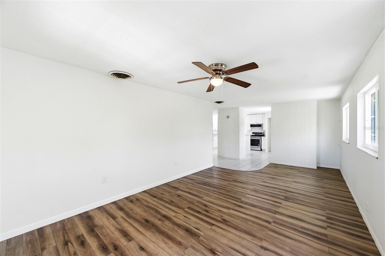 5136 68th, St Petersburg, FL 33709