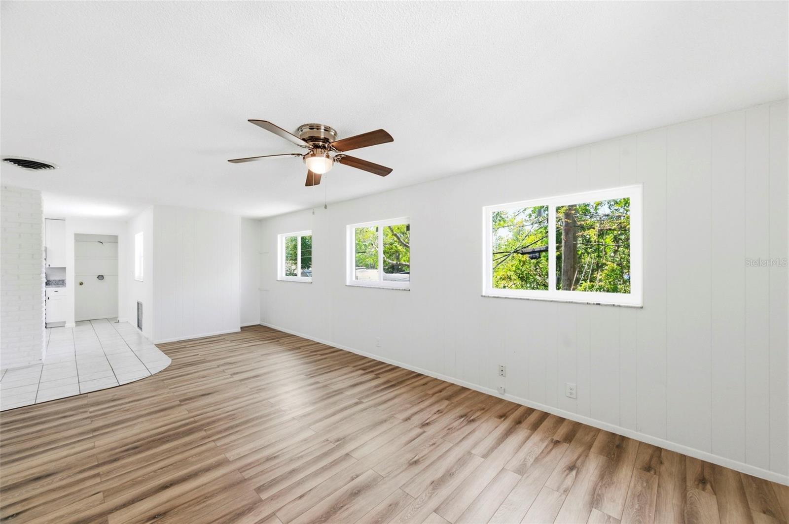 5136 68th, St Petersburg, FL 33709