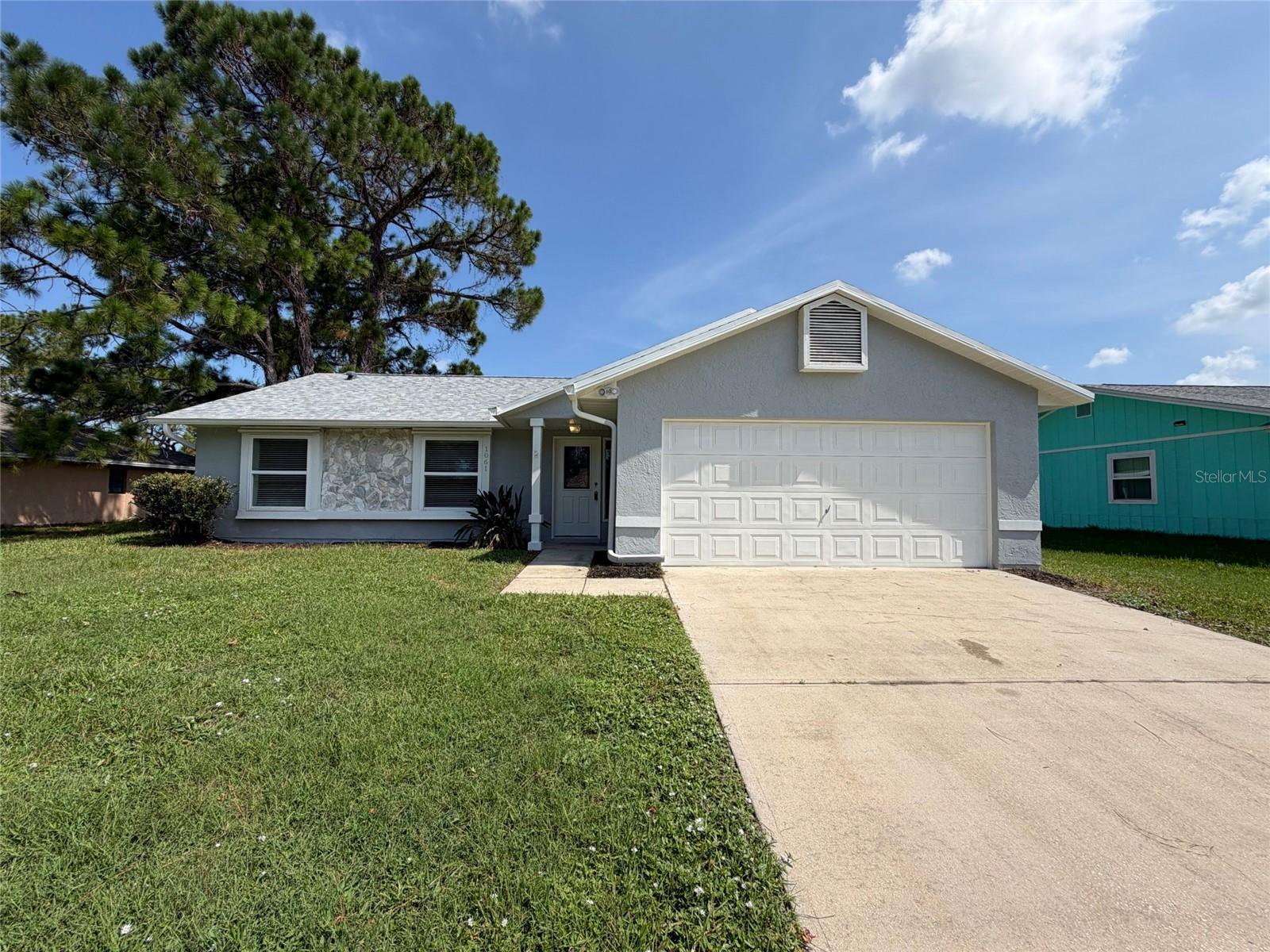 1061 Hunt, Palm Bay, FL 32907
