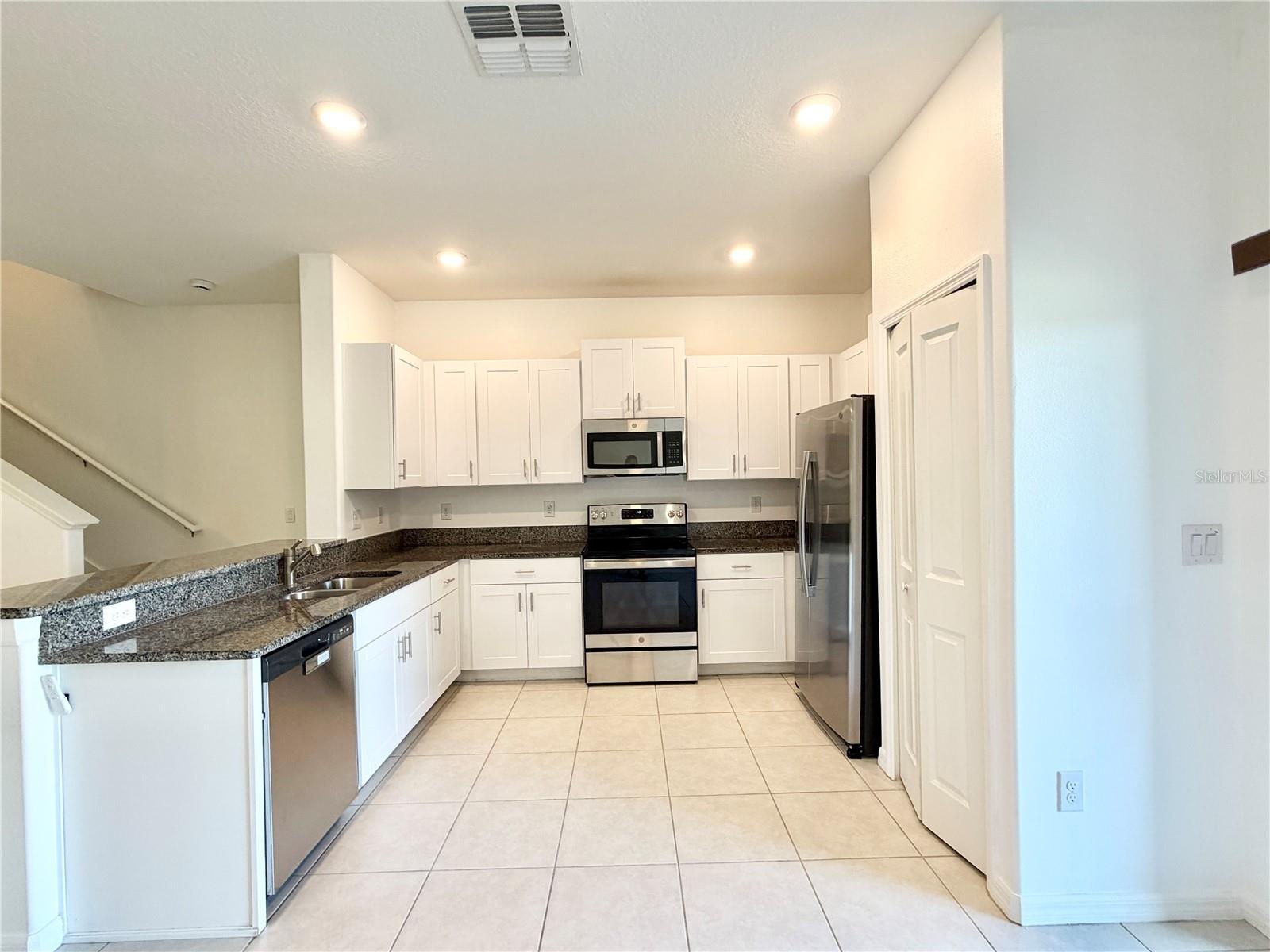 2578 Charlan, Holiday, FL 34690