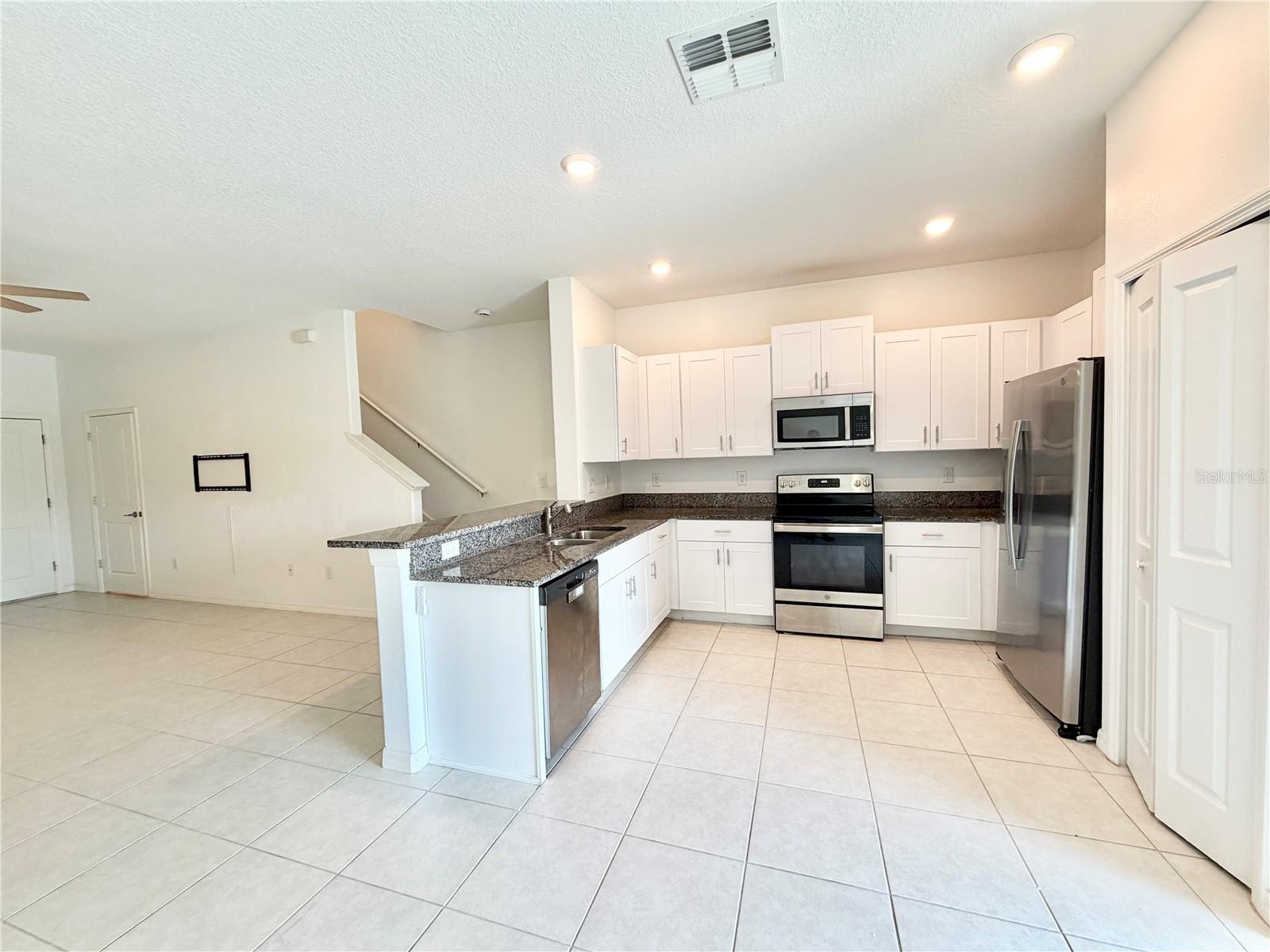 2578 Charlan, Holiday, FL 34690