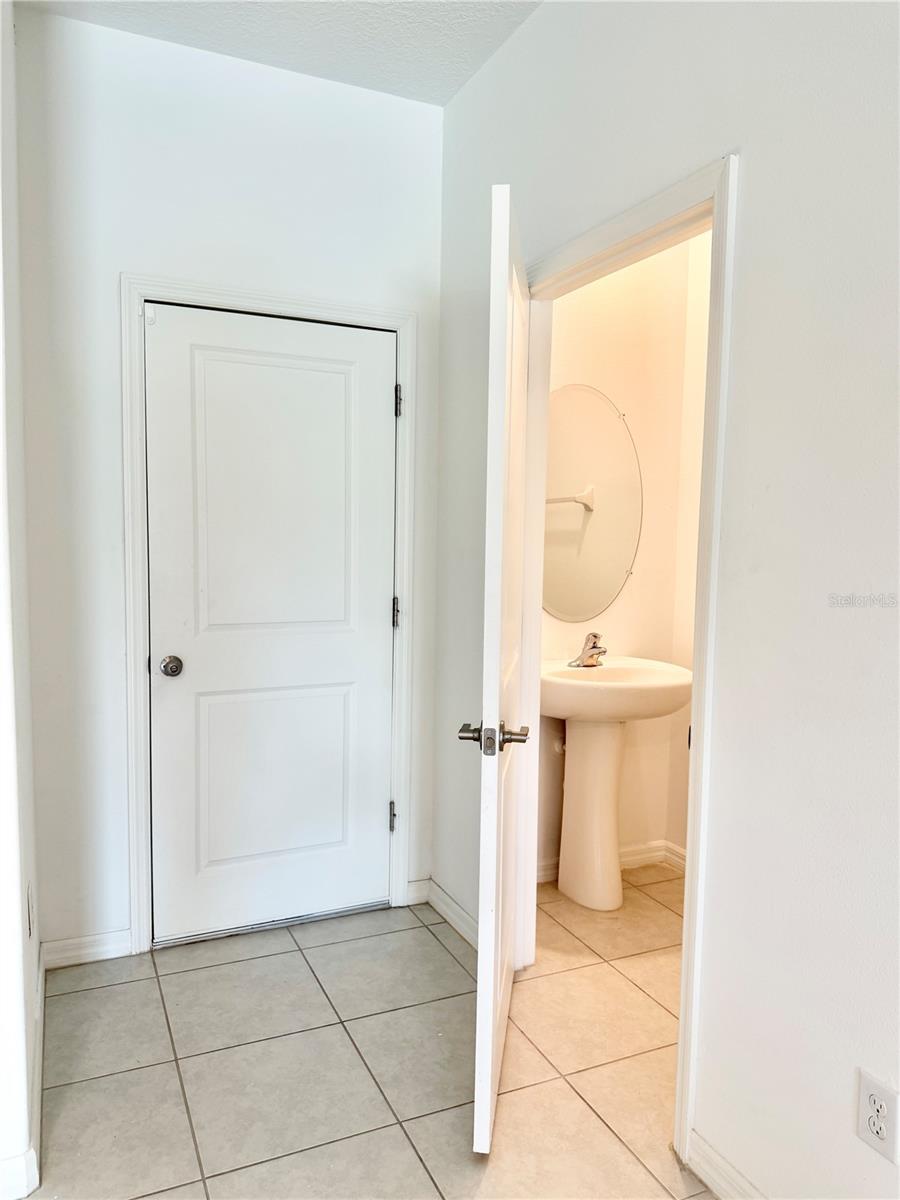 2578 Charlan, Holiday, FL 34690