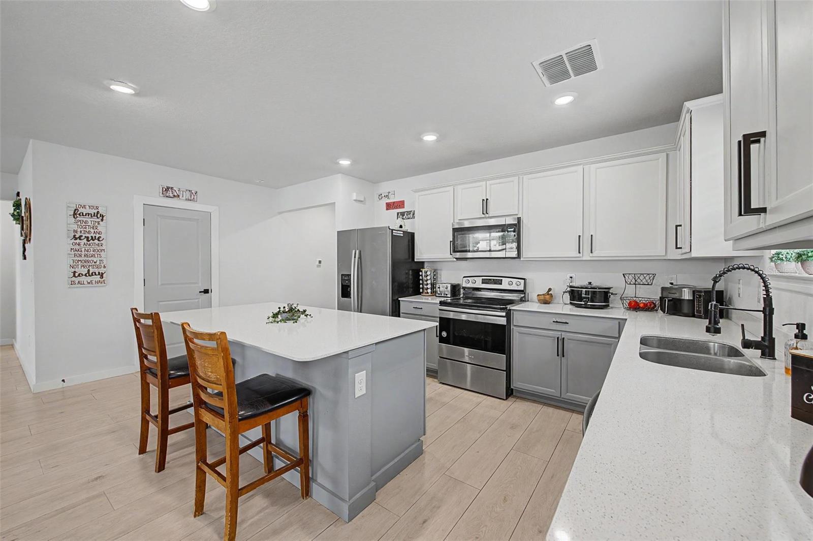 30154 Marquette, Wesley Chapel, FL 33545