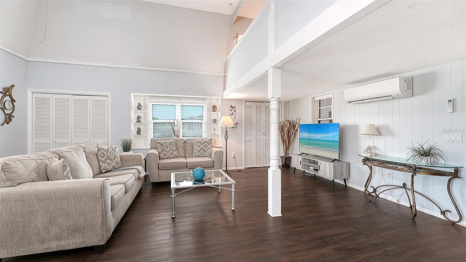 3453 Gulf of Mexico Unit 200, Longboat Key, FL 34228