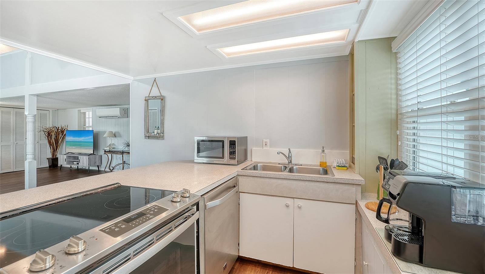 3453 Gulf of Mexico Unit 200, Longboat Key, FL 34228