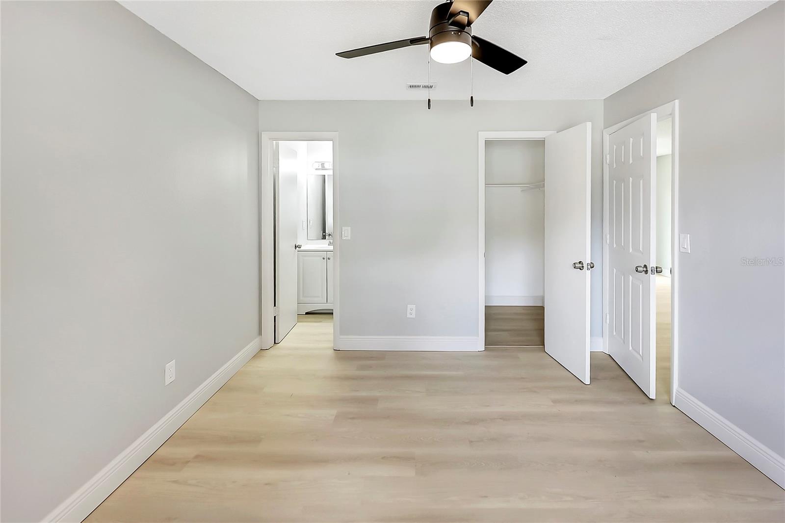 5956 Amelia, Orlando, FL 32835
