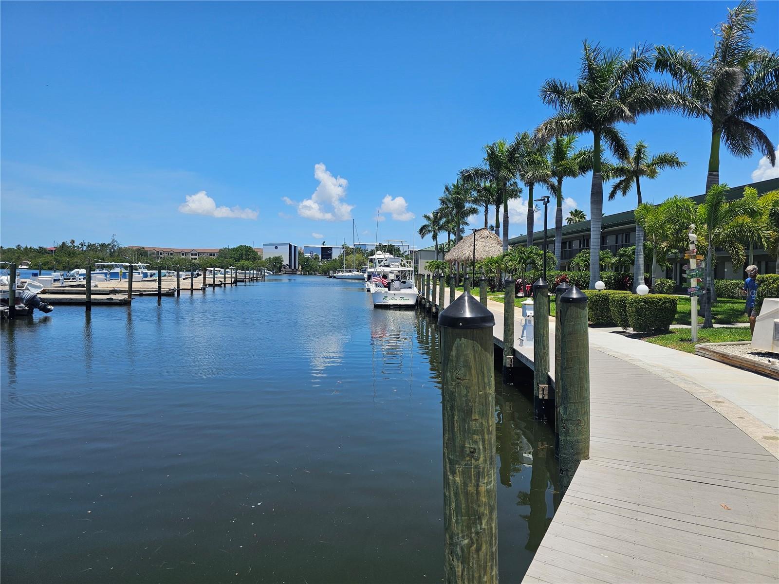7150 Tamiami Unit N420, Sarasota, FL 34243