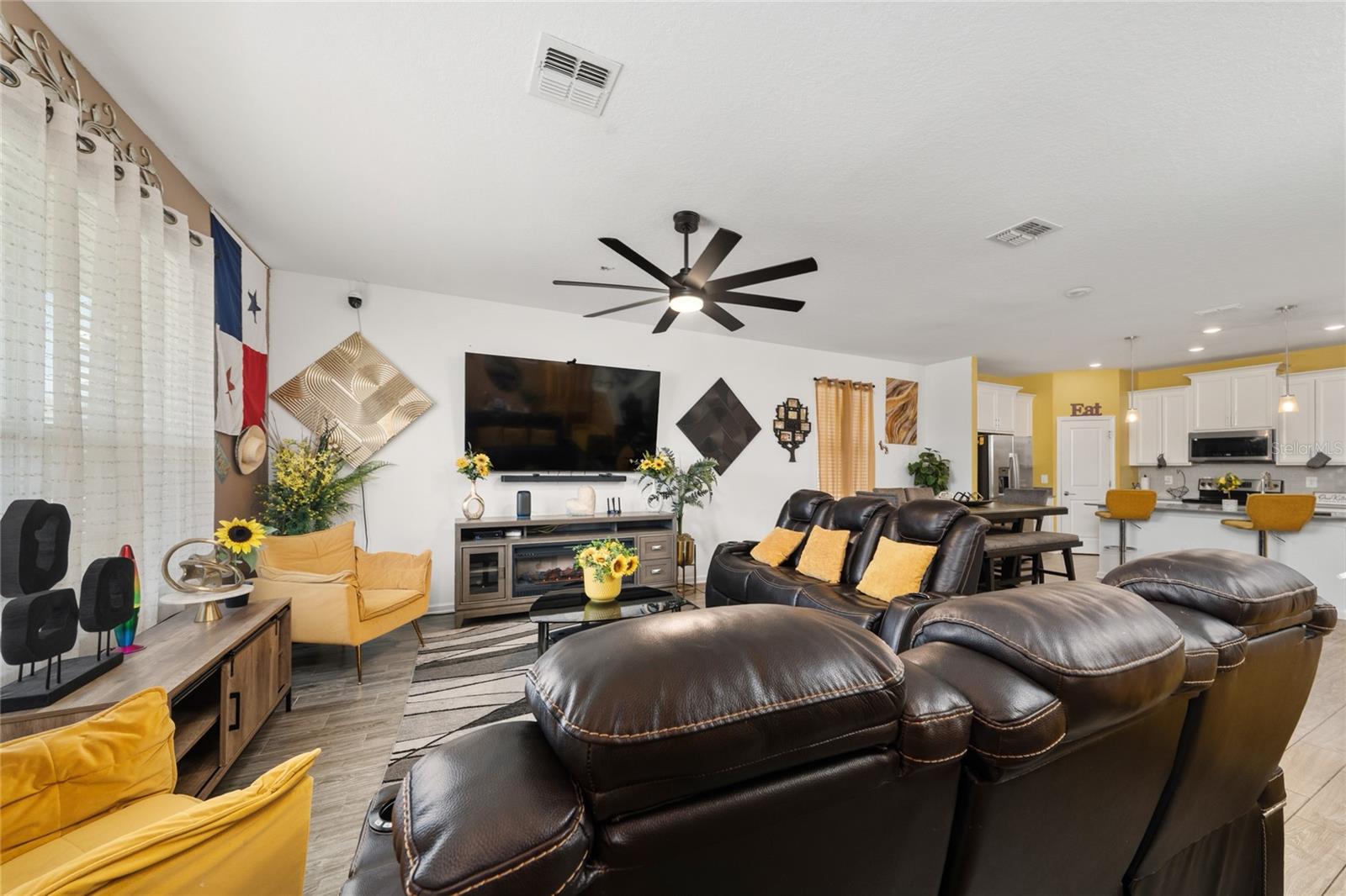 2369 Volunteer, Kissimmee, FL 34744