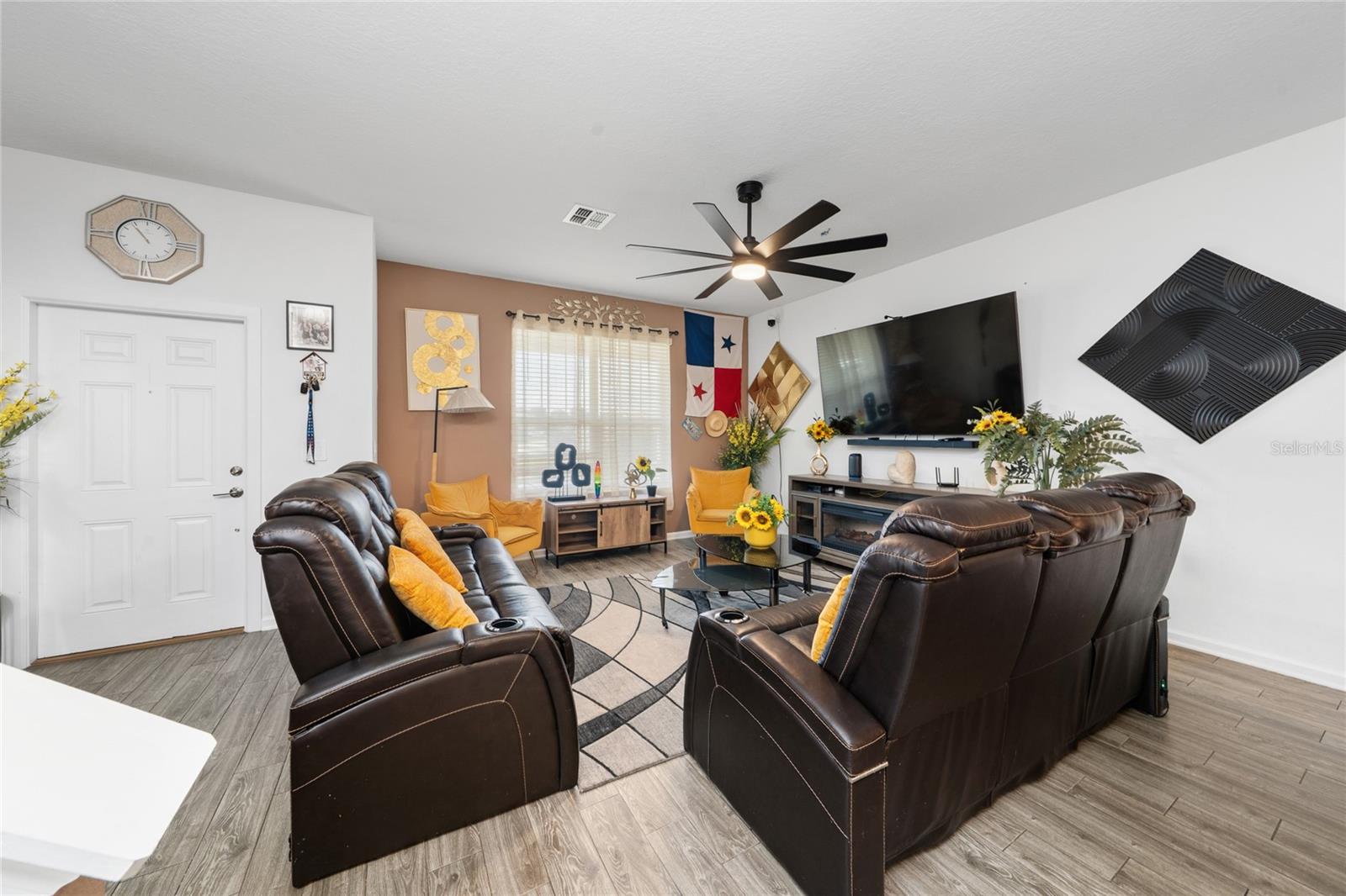 2369 Volunteer, Kissimmee, FL 34744