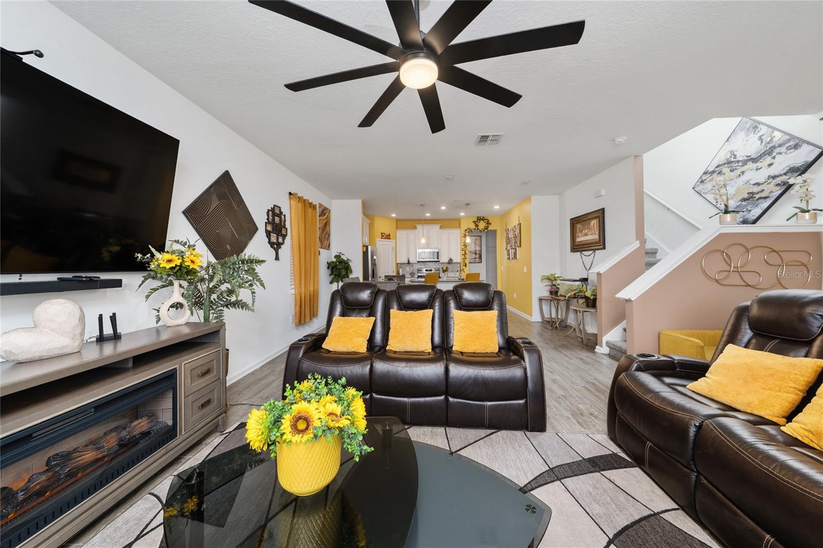 2369 Volunteer, Kissimmee, FL 34744