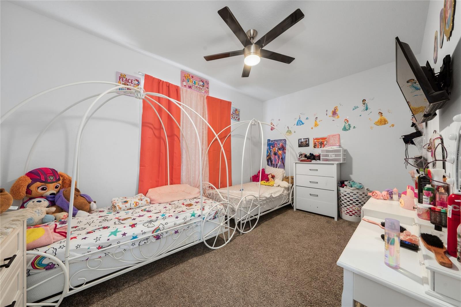 2369 Volunteer, Kissimmee, FL 34744