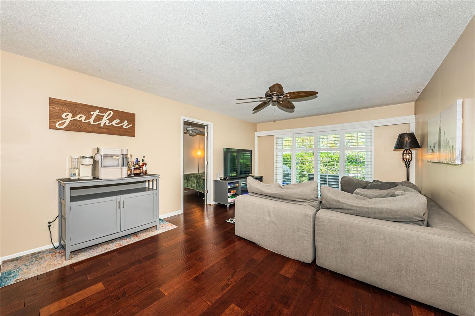 8300 Bardmoor Unit 103, Seminole, FL 33777