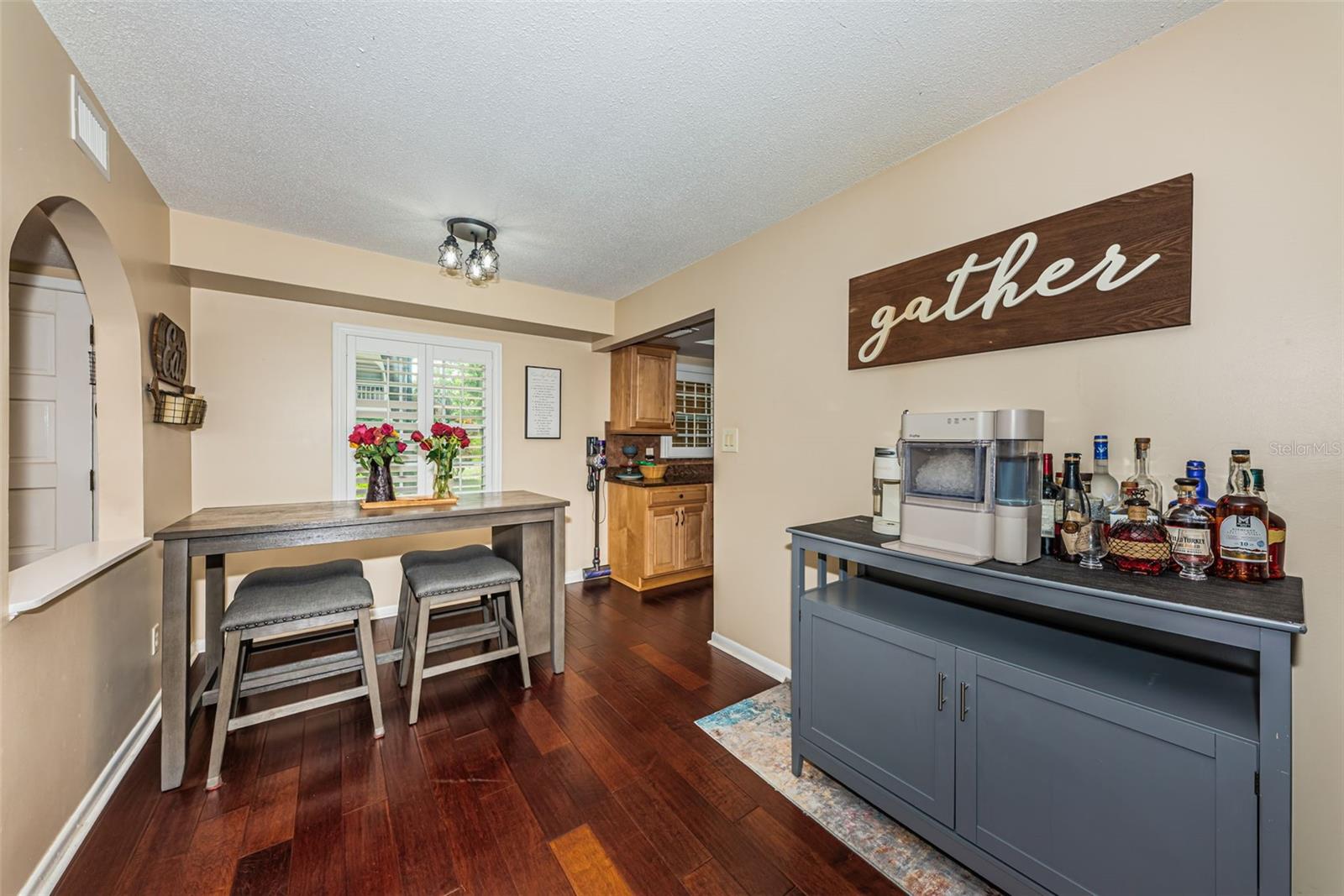 8300 Bardmoor Unit 103, Seminole, FL 33777