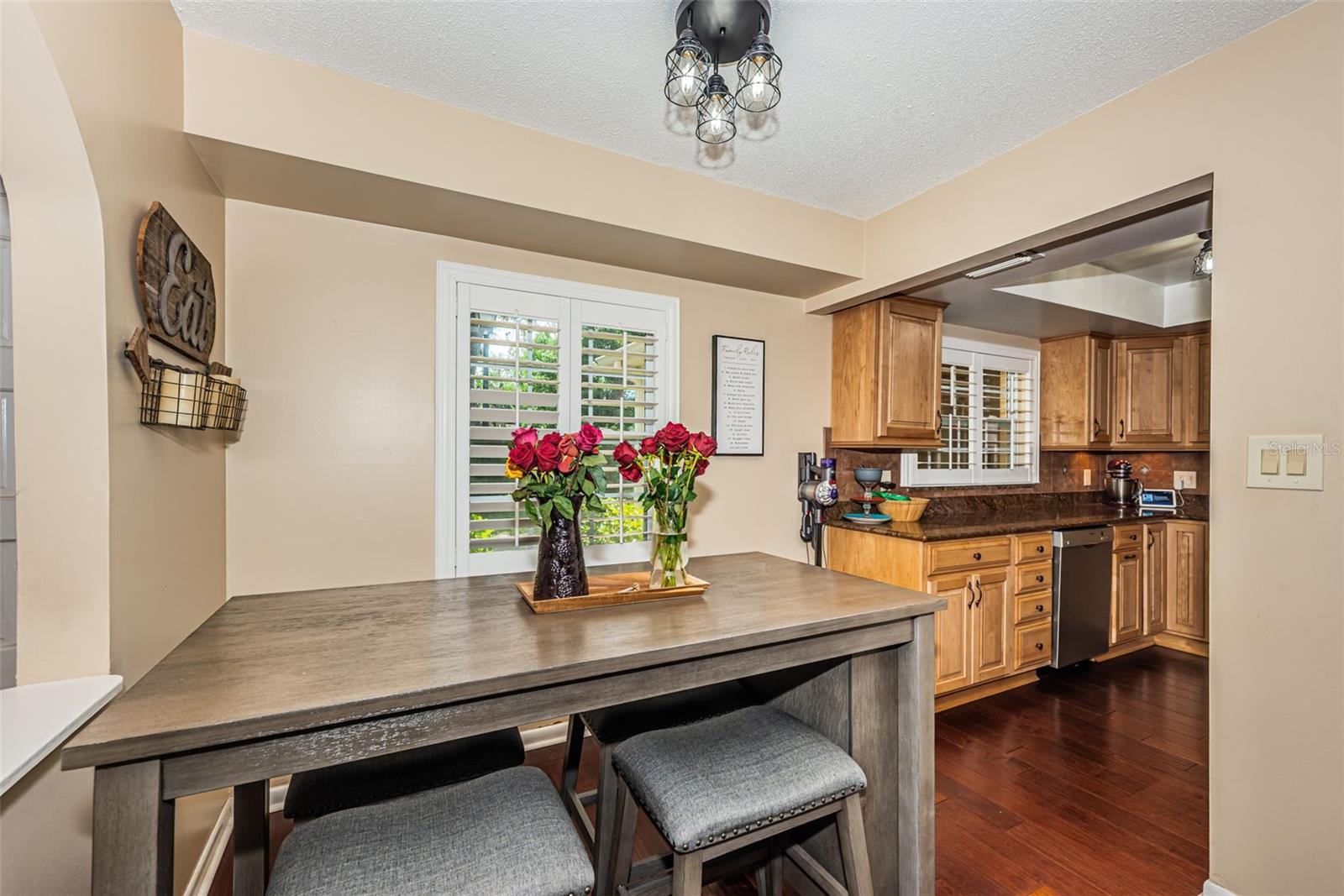 8300 Bardmoor Unit 103, Seminole, FL 33777