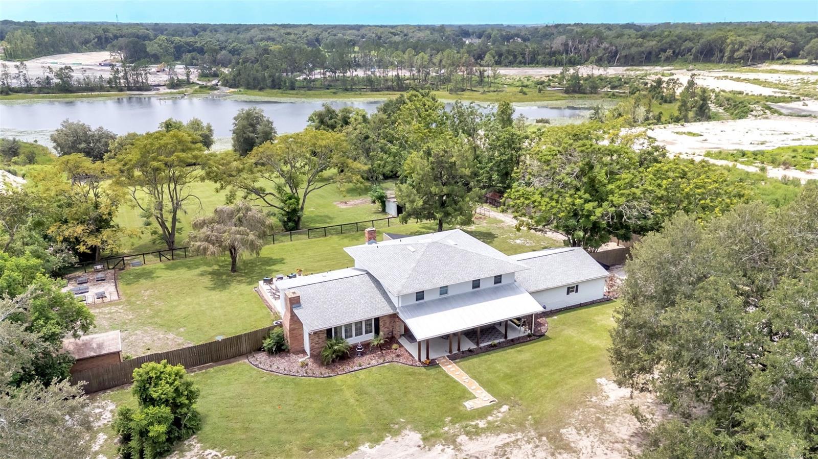 2406 Lake Ella, Fruitland Park, FL 34731