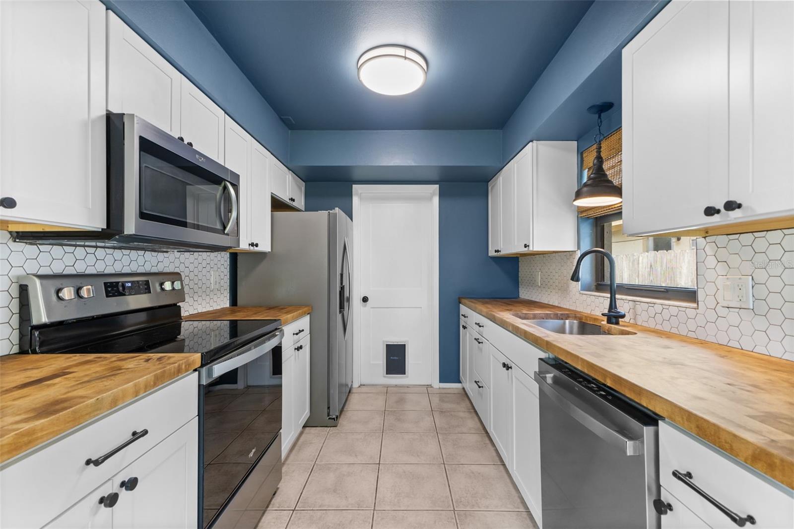 1840 Rita, Sarasota, FL 34231