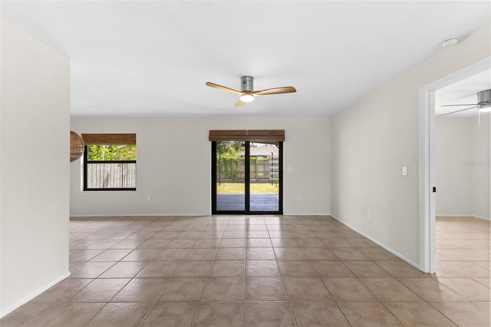 1840 Rita, Sarasota, FL 34231