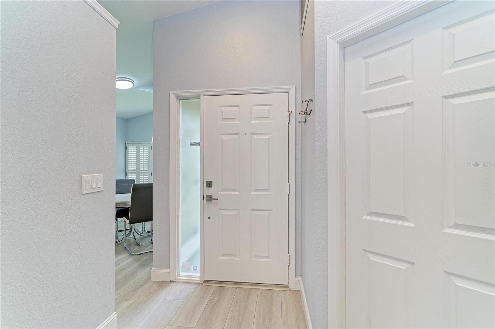 7488 Eleanor, Sarasota, FL 34243