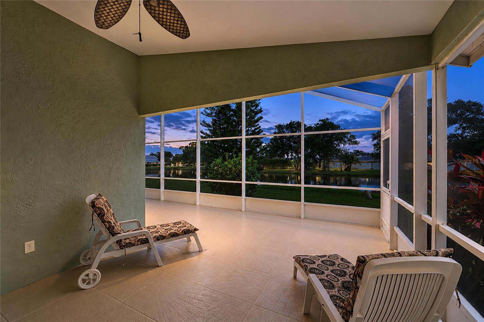 7488 Eleanor, Sarasota, FL 34243