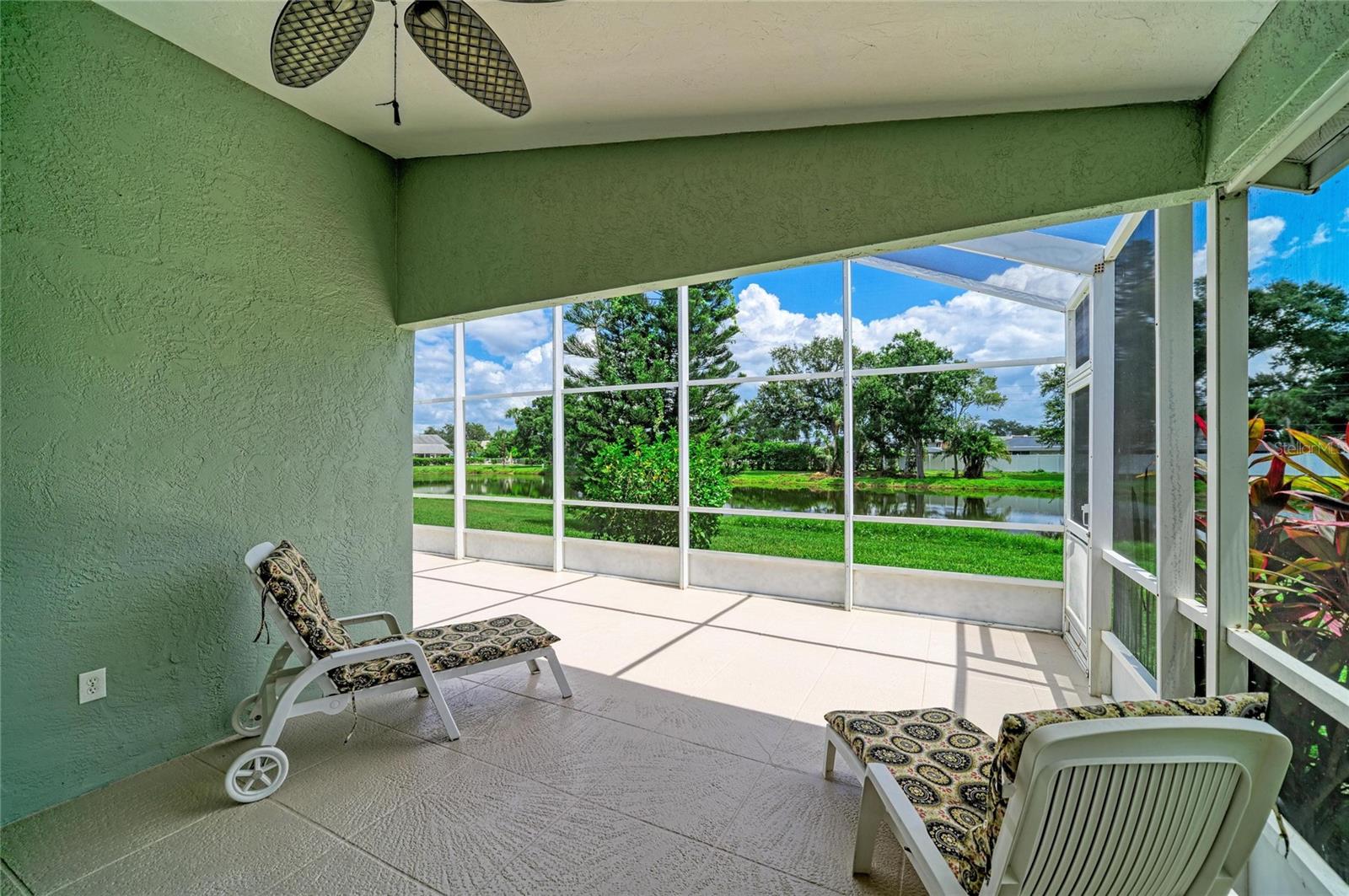 7488 Eleanor, Sarasota, FL 34243