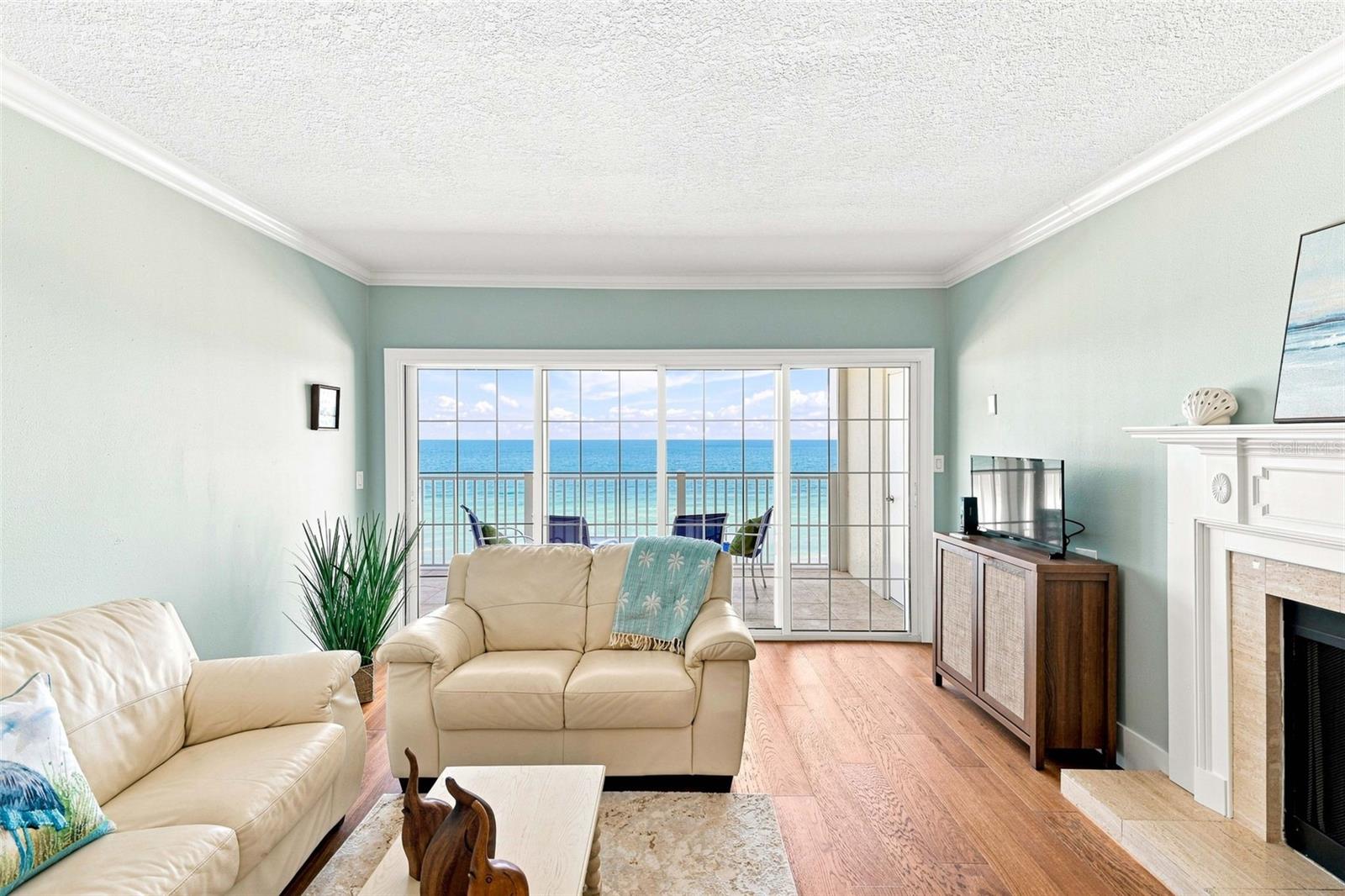 1586 Gulf Unit 2502, Clearwater, FL 33767