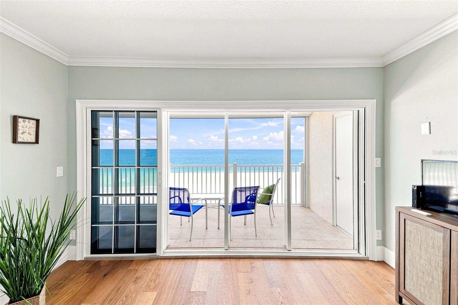1586 Gulf Unit 2502, Clearwater, FL 33767