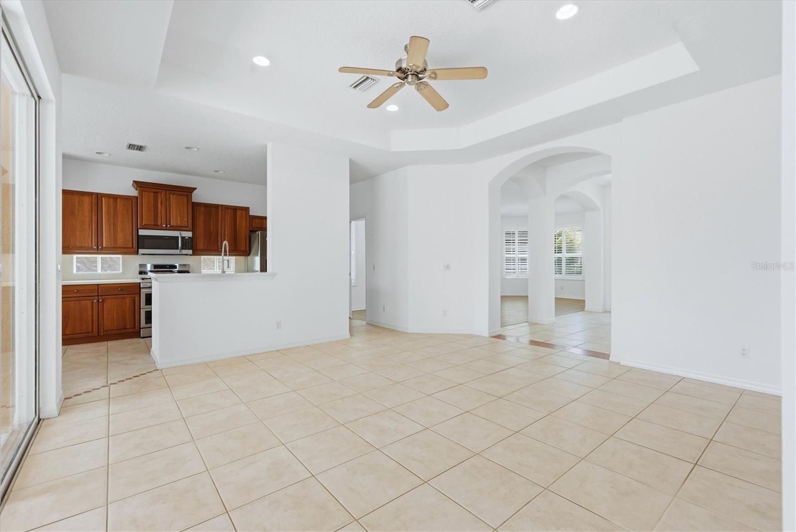 9089 Willow Brook, Sarasota, FL 34238