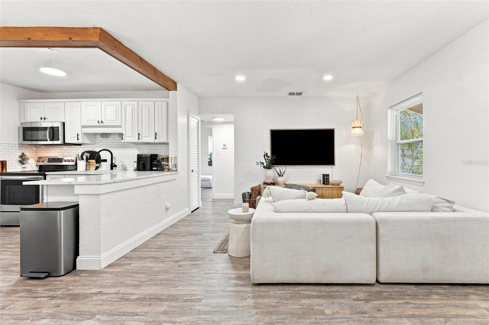 240 42nd, St Petersburg, FL 33703
