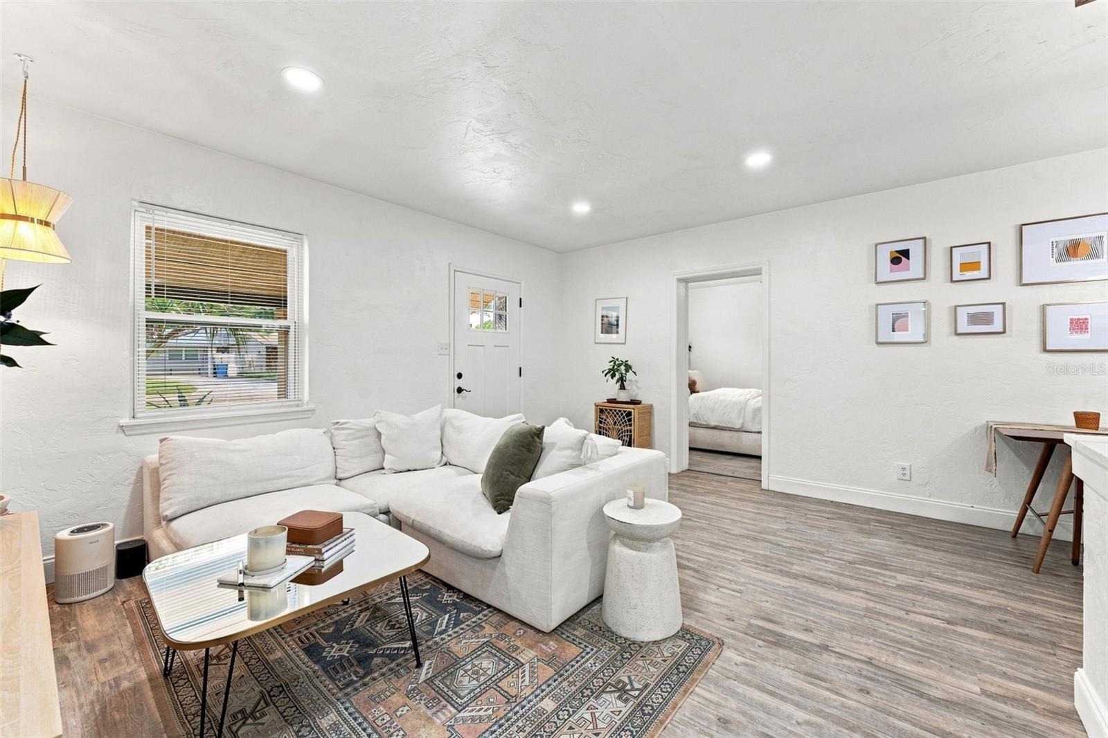 240 42nd, St Petersburg, FL 33703