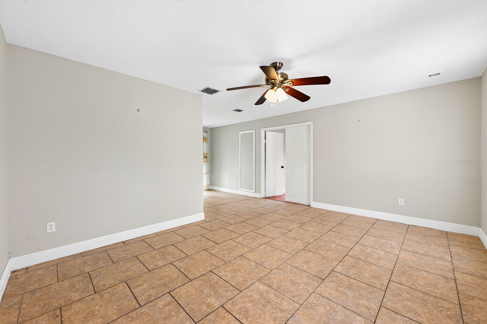 6045 Wedgewood, Orlando, FL 32808