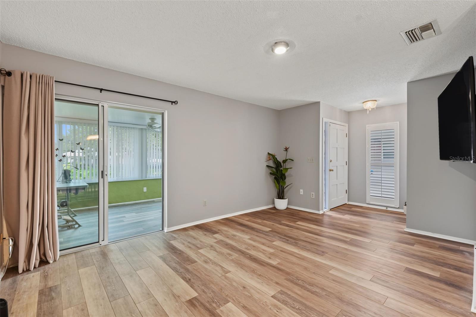 1614 Berwick Unit D, Palm Harbor, FL 34684