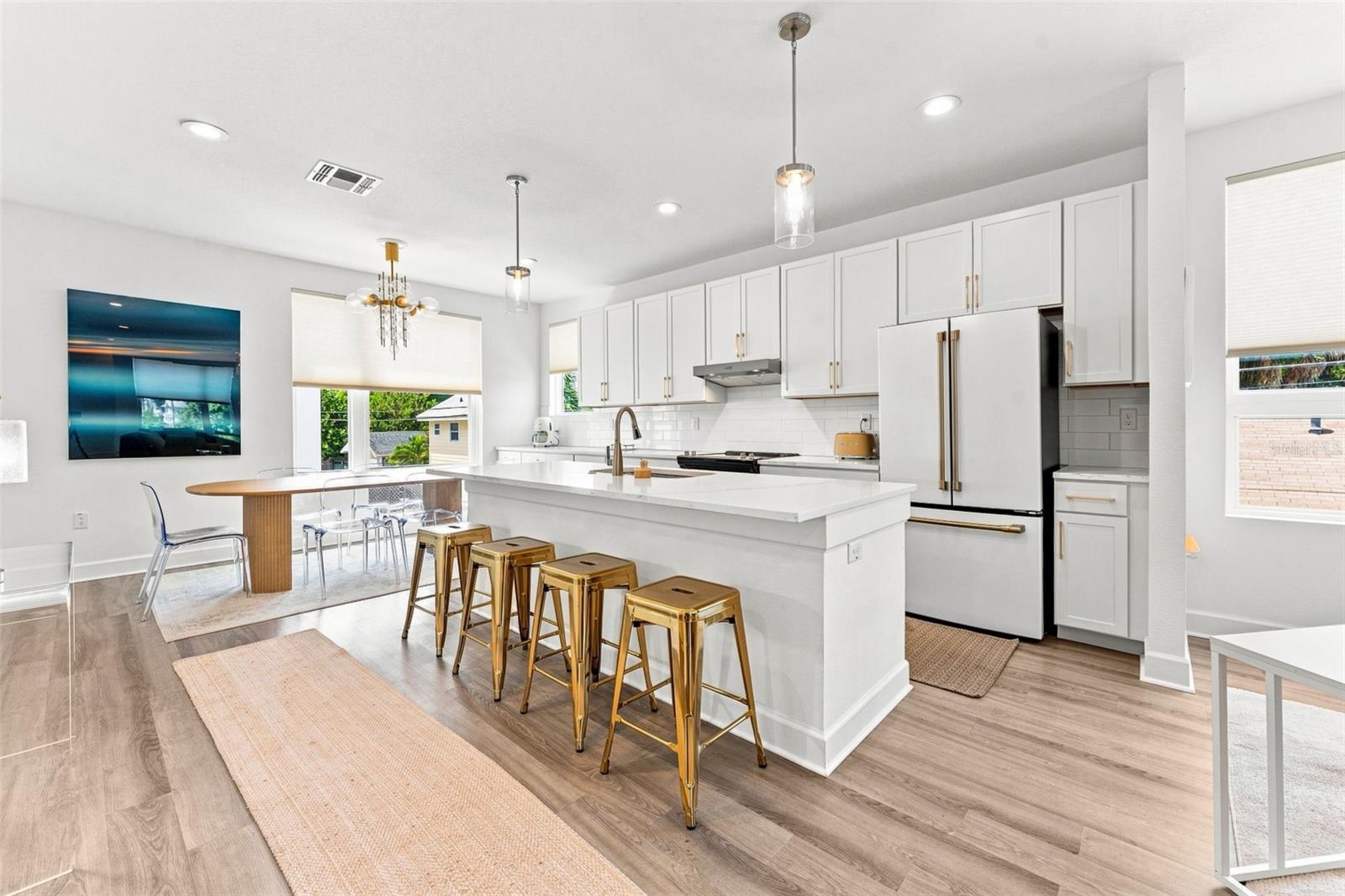 116 26th, St Petersburg, FL 33713